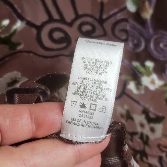 𝅺BISHOP & YOUNG Foral Velvet Burnout Kimono! - Picture 6 of 6